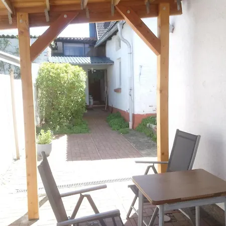 Neukalener Stadthaus Zum Alten Schmied * Neukalen