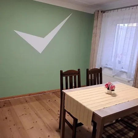 Neukalener Stadthaus Zum Alten Schmied Hébergement de vacances Neukalen