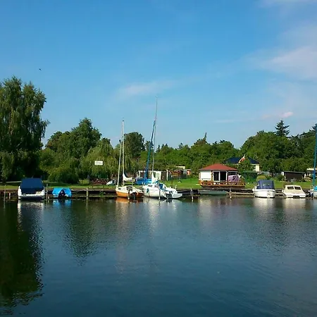 Neukalener Stadthaus Zum Alten Schmied *