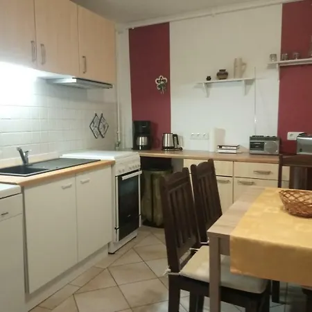 Holiday home Neukalener Stadthaus Zum Alten Schmied Neukalen
